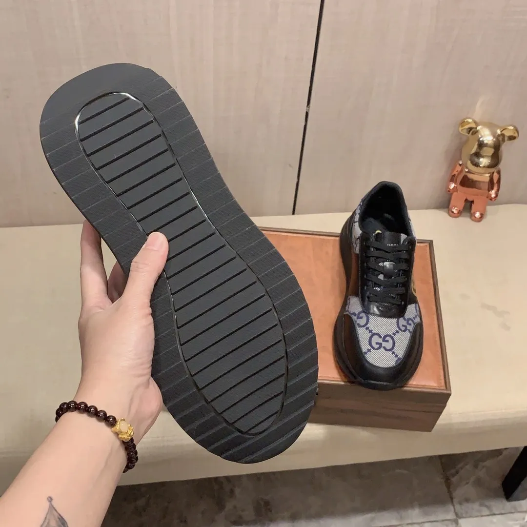 Men's men's shoes💰460💰💰🎩🎩[Lightning][Lightning] "Gucci*" The latest and most popular casual sports shoes, top brand [seduce] luxury~purchase, top~quality. [Strong] The upper is made of imported breathable cowhide with material ➕ breathable sheepskin feet (•) and fine workmanship. The original stylish and stylish soft rubber wear-resistant and non-slip outsole is light and comfortable on the feet. The real thing looks better when taken in real life. 413: code: 38-44, can be customized 45